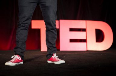10 виступів на TED, які надихнули мільйони людей