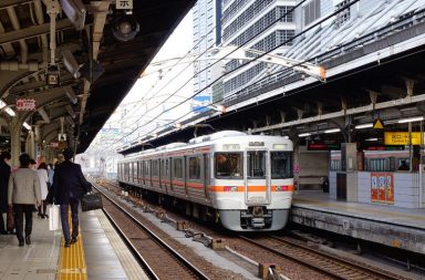 Японська компанія вибачилася за відправлення поїзда на 20 секунд раніше